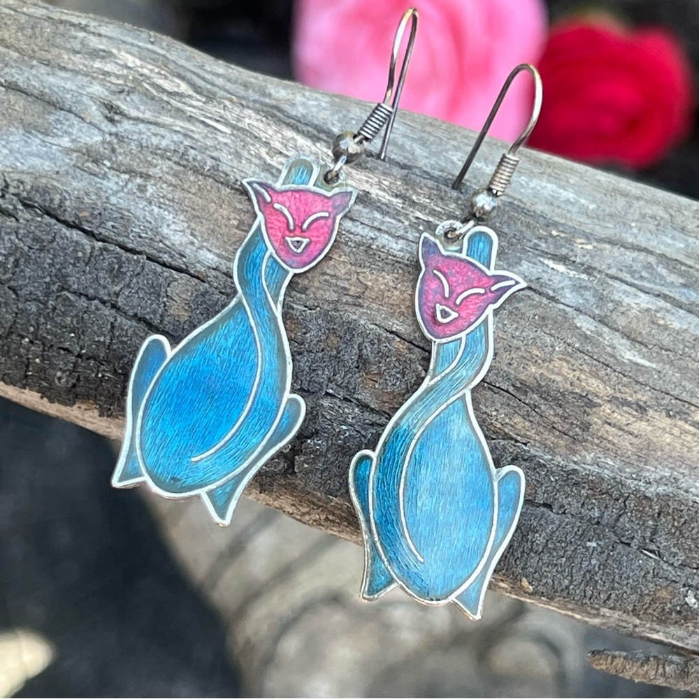 Vintage Cloisonné Siamese Cat Dangle Earrings Enamel Brass